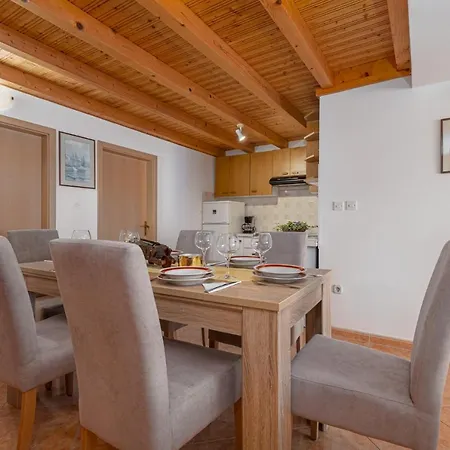 Gloria Appartement *