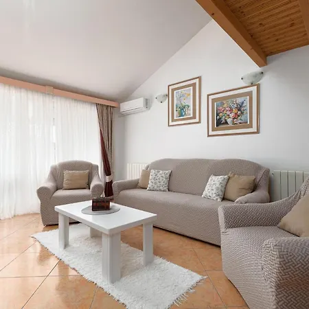 Apartment Gloria Porec